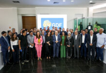 Ibaneis reúne equipe e anuncia decreto para organizar execução orçamentária de 2026